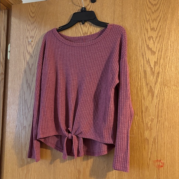 SO Other - SO kids 10/12 long sleeve, Royal Heath Color